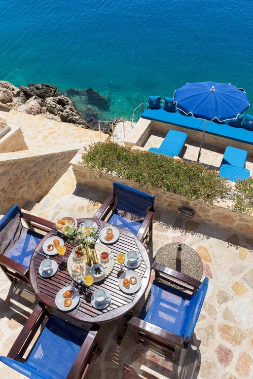 Admiral'S House Villa Chalki Town Exterior photo